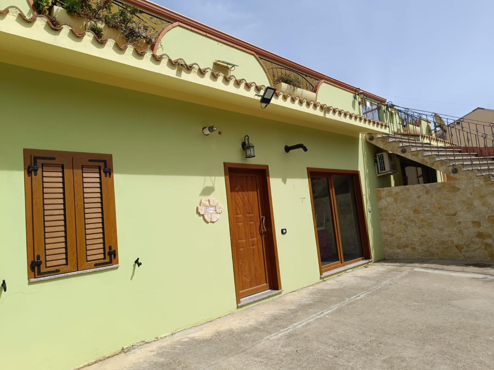 Floris Modern House Apartment Gonnesa Luaran gambar